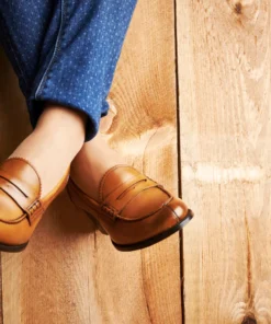 Back to Office Tan Leather Plump for Women